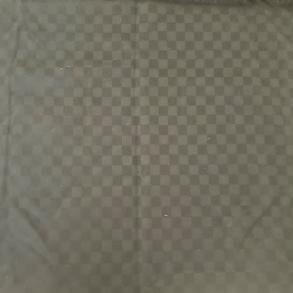 LOUIS VUITTON Black Cashmere Silk Damier LV Monogram Scarf - Picture 4 of 12